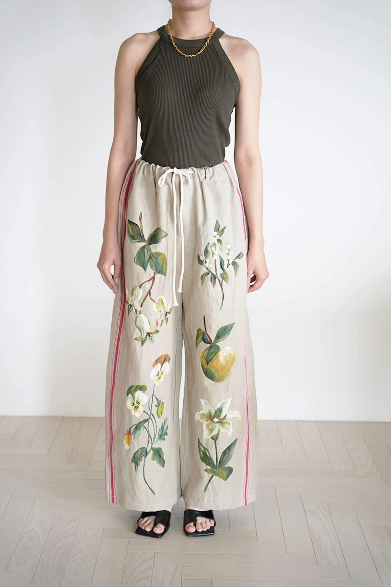 used linen line pants 15