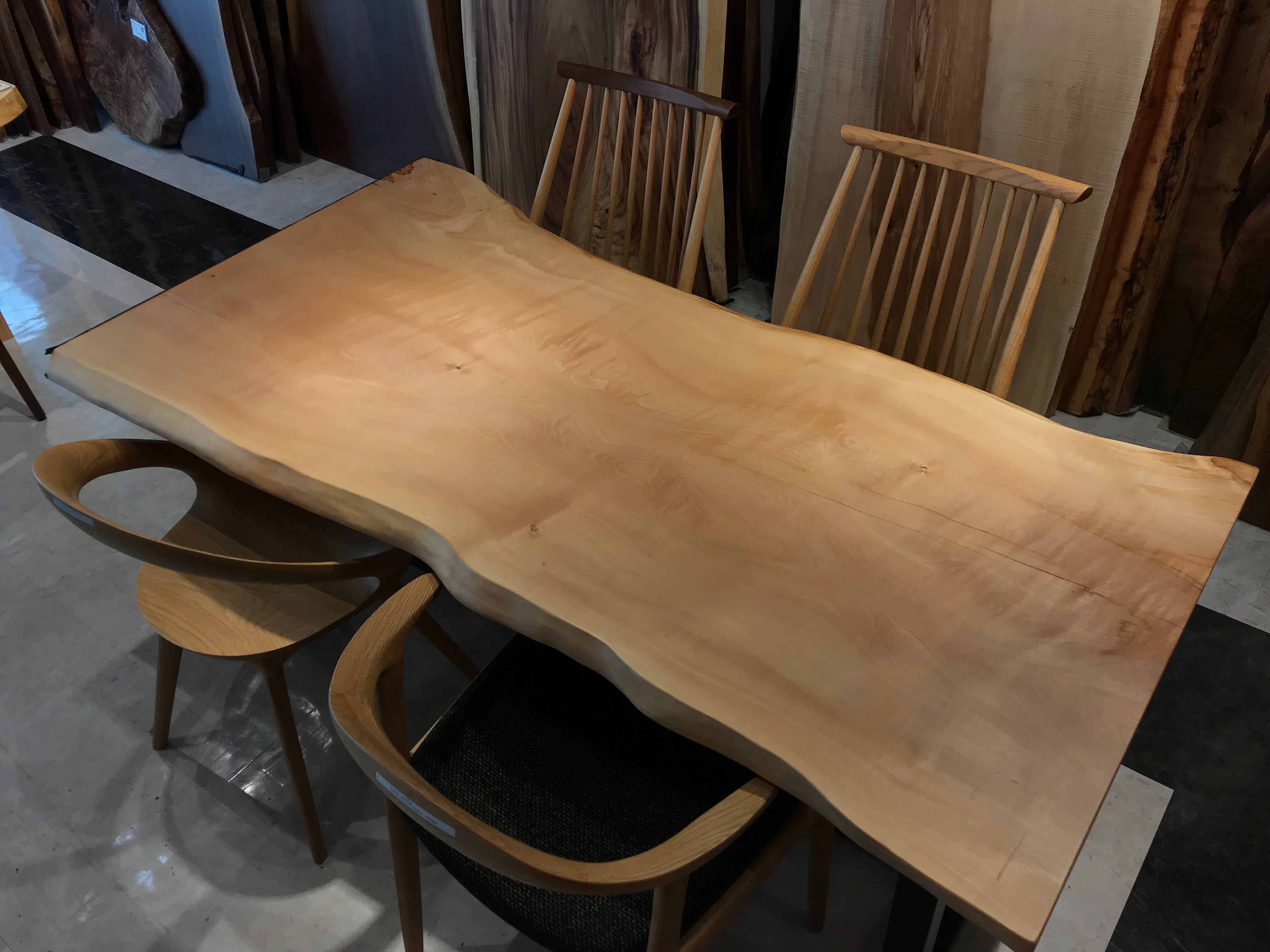 栃（トチ）_1700×800-880×45_横浜元町店_テーブル天板/一枚板 18484