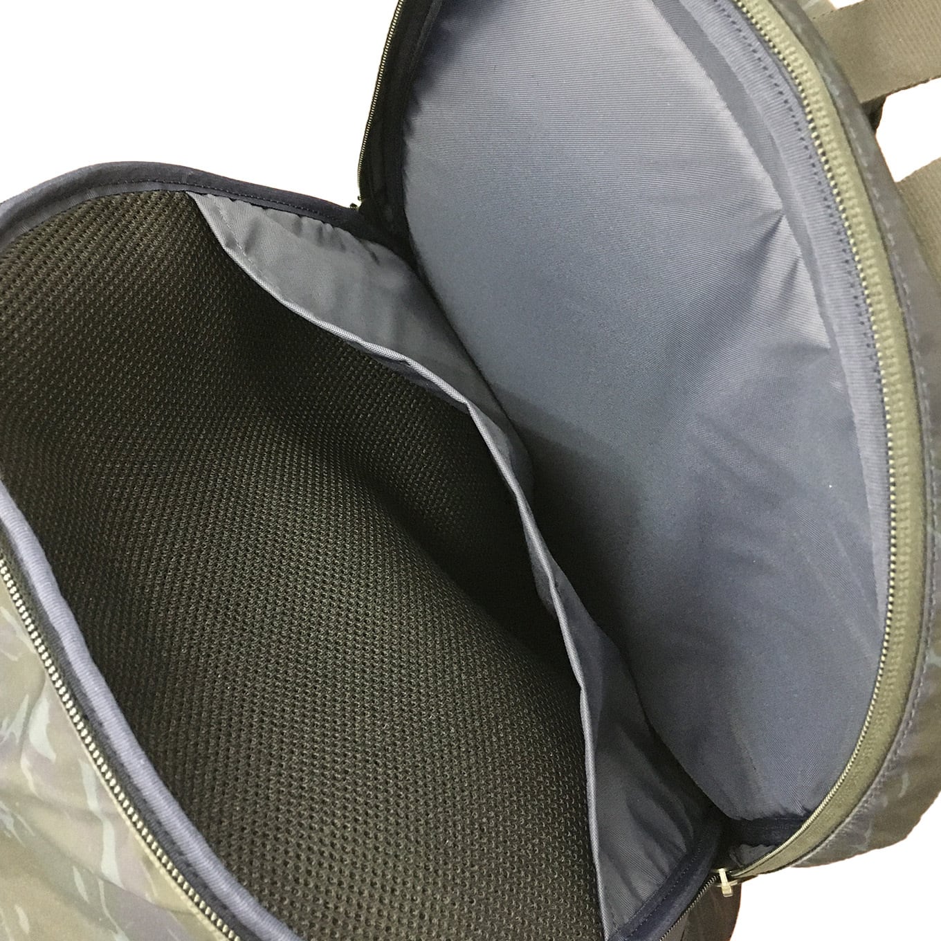 ローチェ カモフラージュ迷彩 バックパック【1FT2007】 | トアルソン