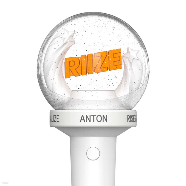 [PRE-ORDER]  2025 RIIZE CONCERT TOUR [RIIZING LOUD]- RIIZE FANLIGHT RING (WHITE ver.)