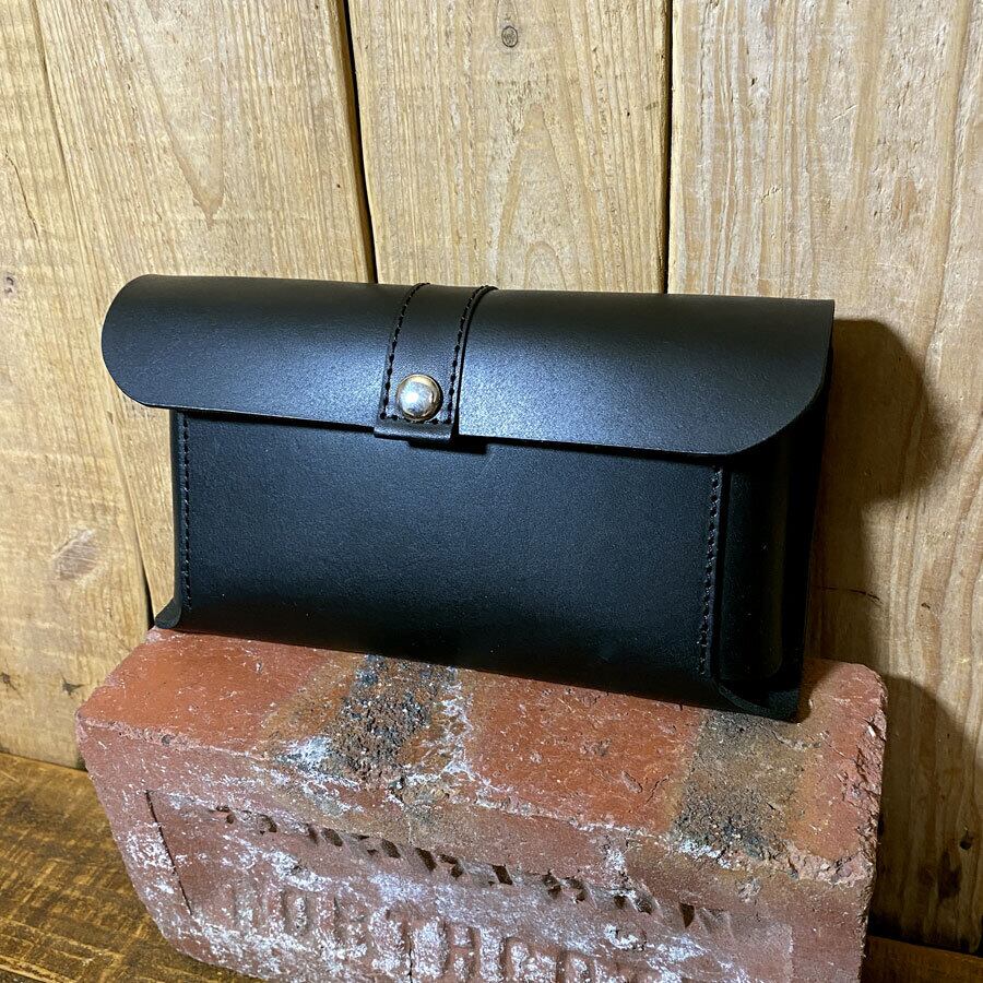 受注生産】MARYAMホースバットミドルトラッカーウォレット2層【MTW-00