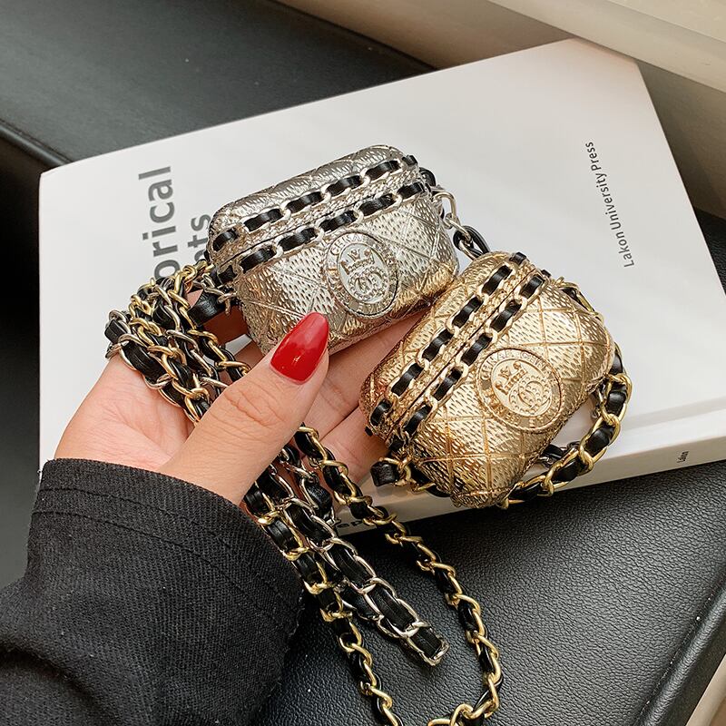 サマーチェーン ミニレッド 夏物 ミニバッグ 財布 パスケース 手作りハンドバック84904802971