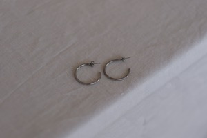 acier 細フープピアス