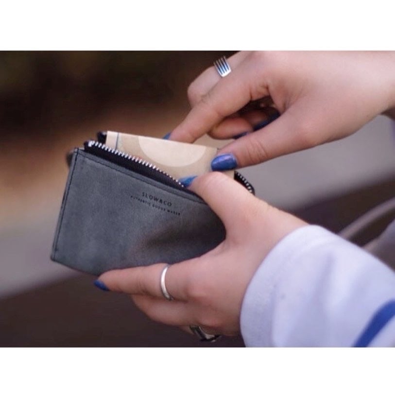 SLOW(スロウ) White Wax Lzip Short Wallet | AUTHENTIC Life Store SLOW(スロウ) White Wax Lzip Short Wallet | AUTHENTIC Life Store