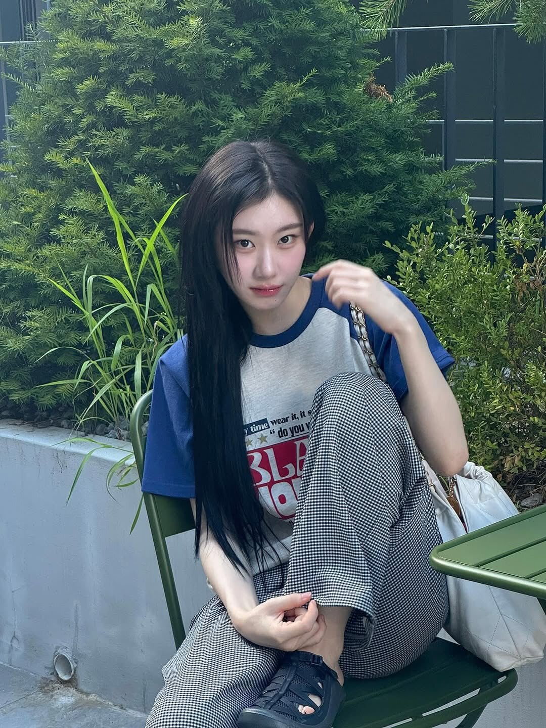 ☆ITZY チェリョン 着用！！【CACTUSDONUTMARKET】Moment Raglan T