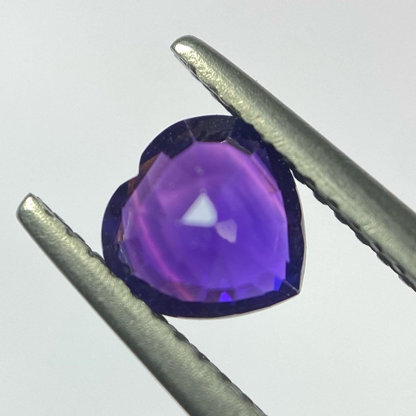 色々なパープルの世界　サファイア♡