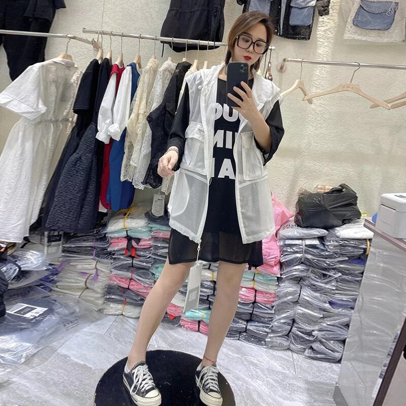 サマー薄手ラウンドネックTシャツ スタイルフードポケット 大きめサイズ 夏物 Oネック ミックスインファッション85490882380