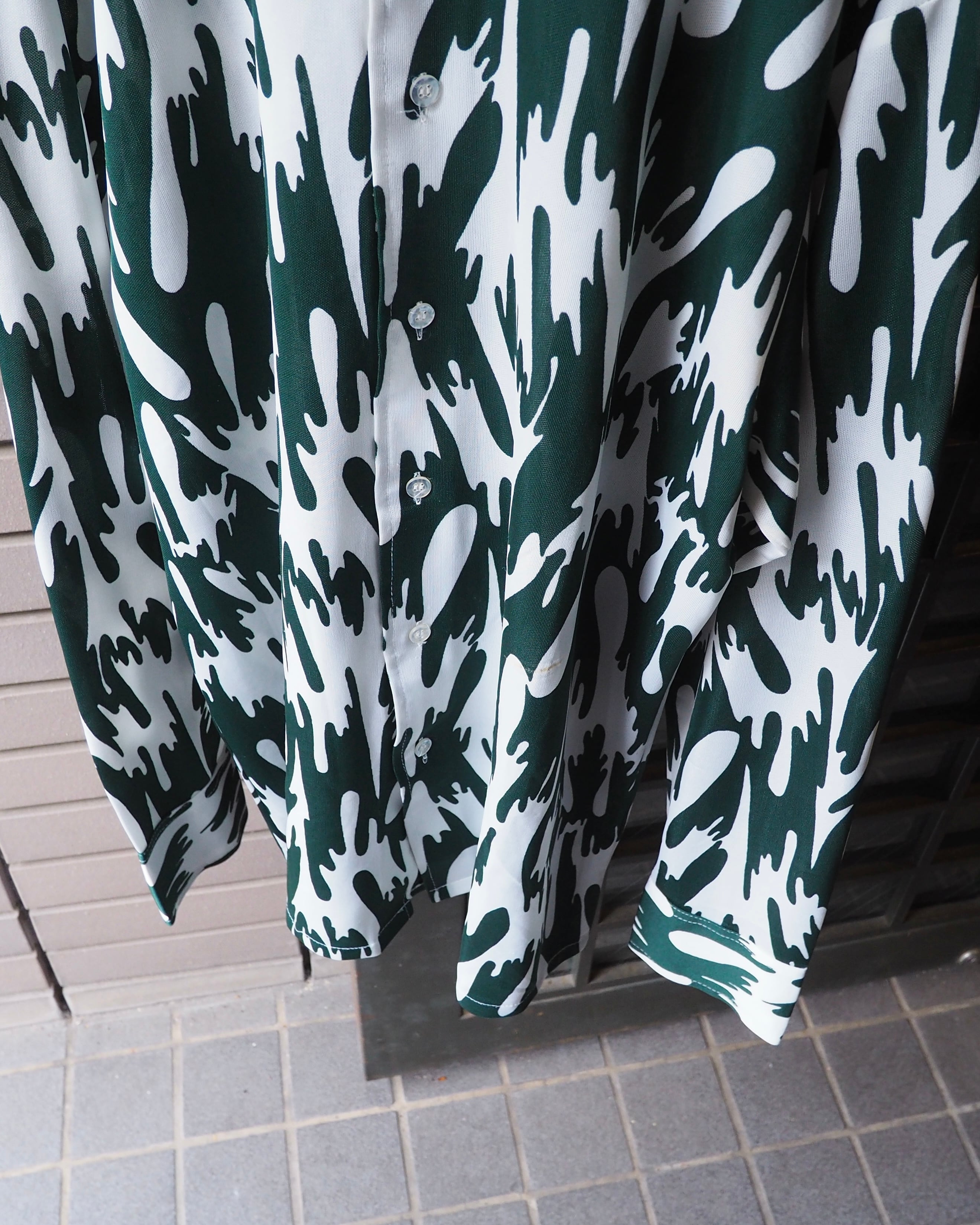 1970s " Sears " Abstract Pattern vintage Drape loose shirt