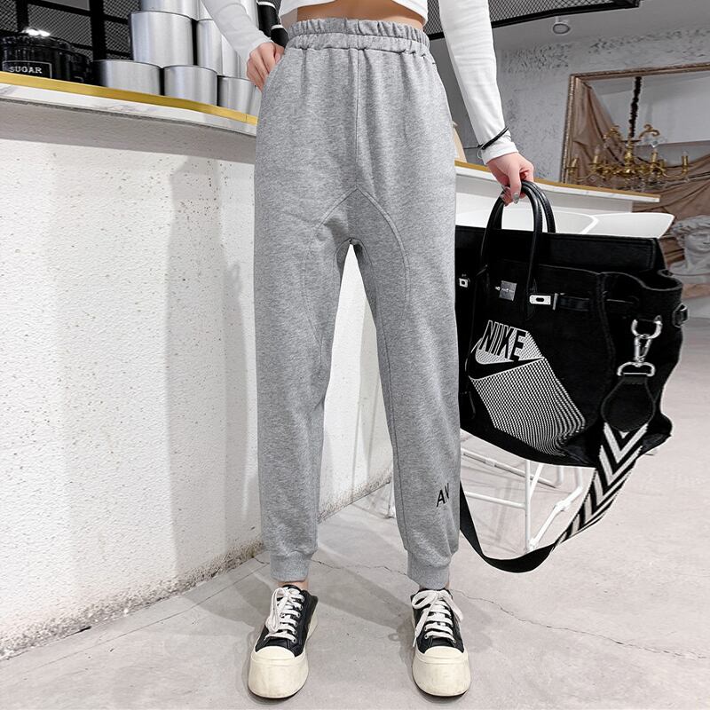 大きいサイズの女性のファッションの緩いカバー脂肪MMカジュアル野生2020秋の新しいエインスタイルのスポーツパンツトレンドのバージョン ミックスインファッション4101093239