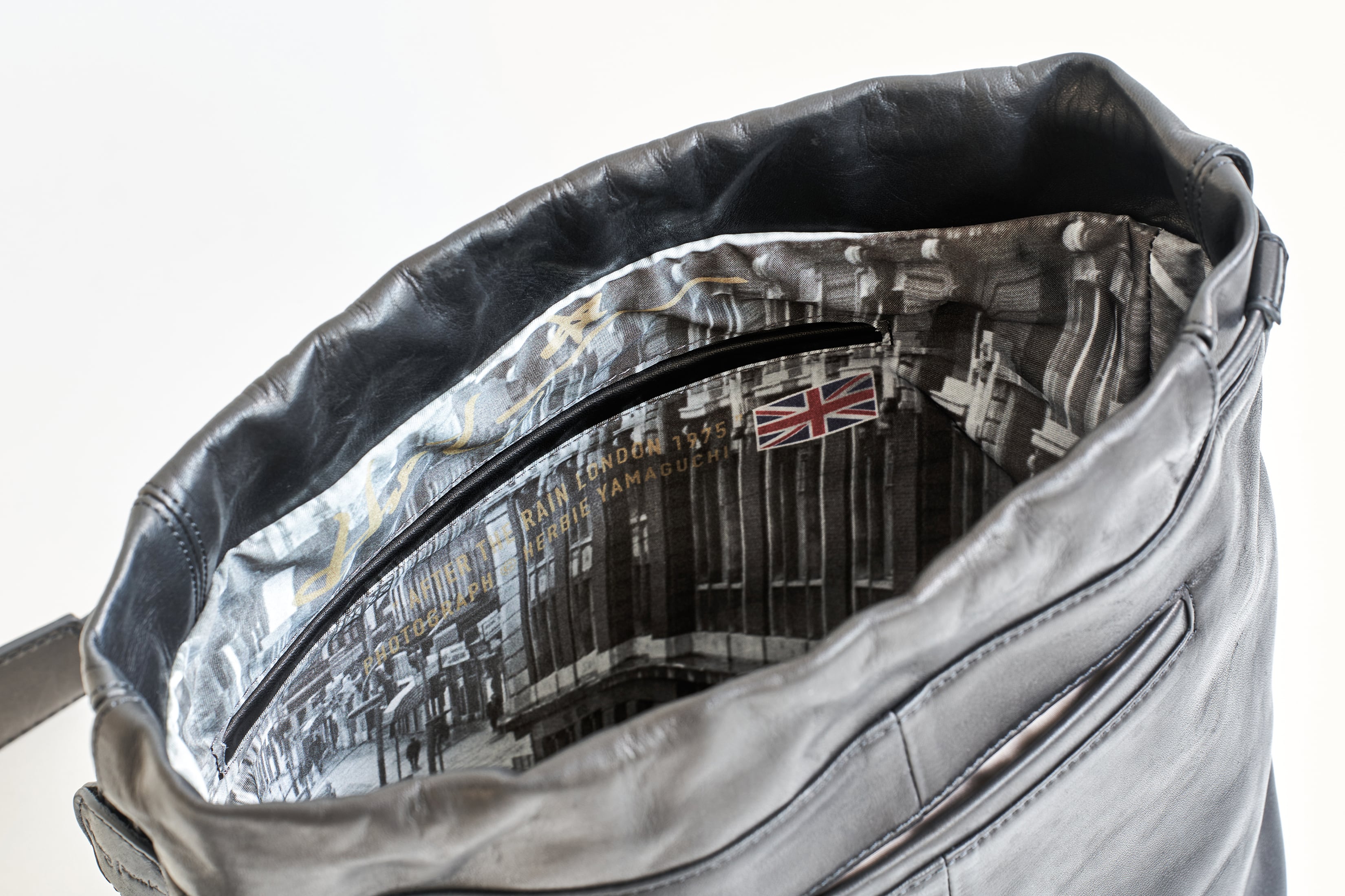 After the rain London 1975 フルホースハイドレザー