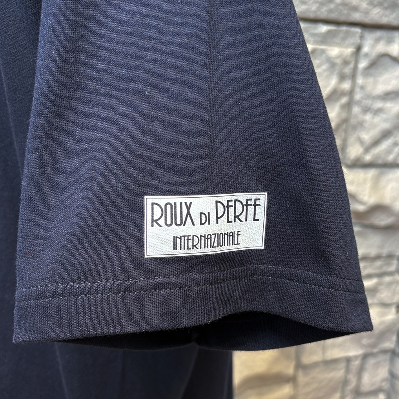 袖プリントTシャツ