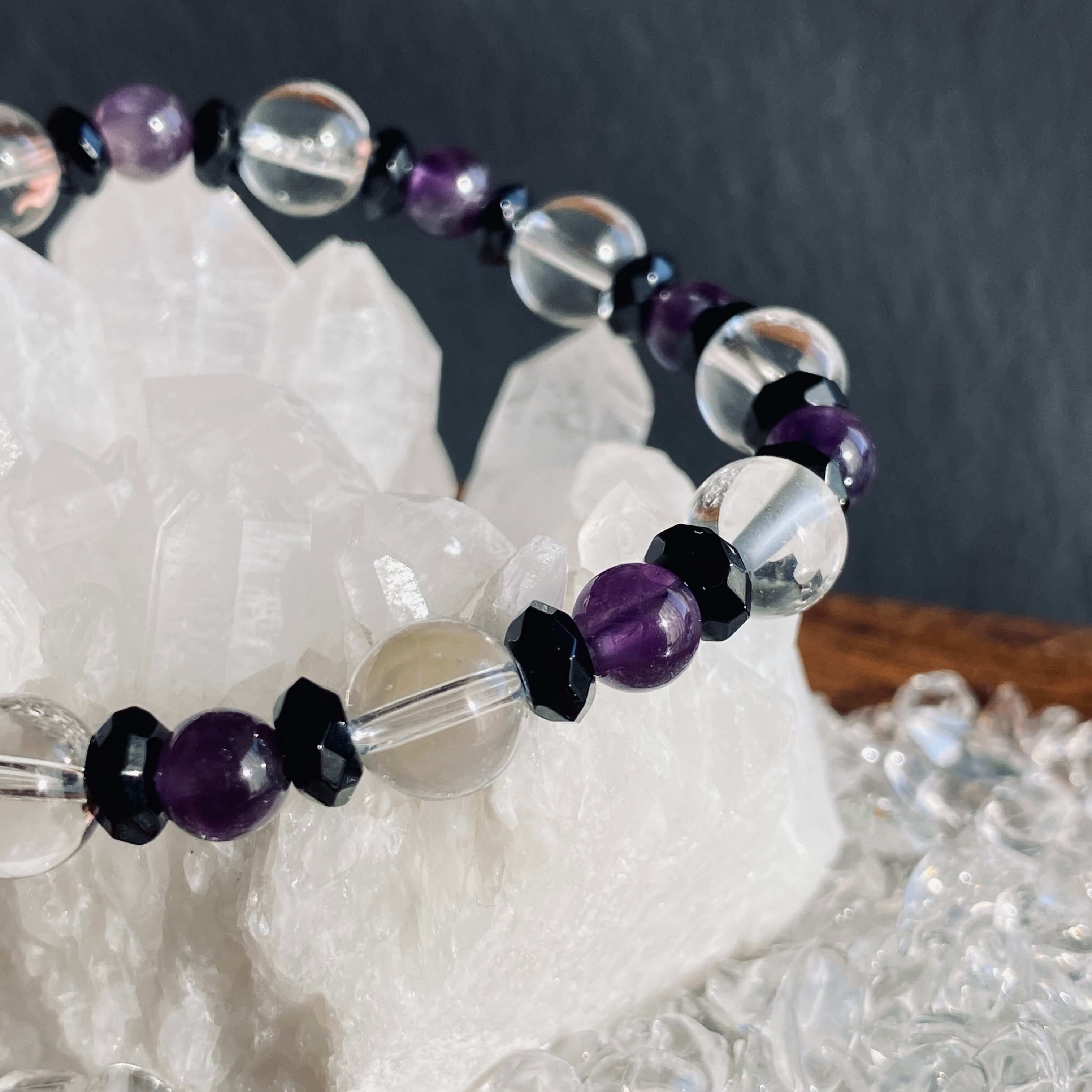 2025年巳年パワーストーン】オニキス＆アメジスト＆水晶ブレスレット