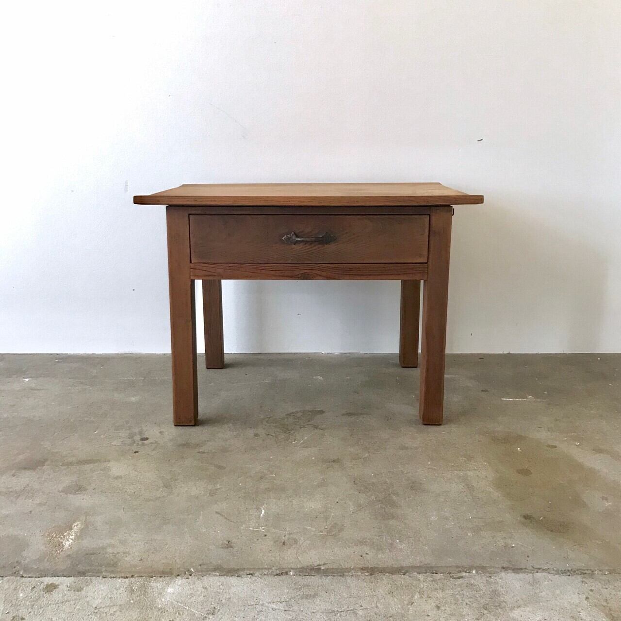 サイドテーブル 古家具 | ju-gu powered by BASE