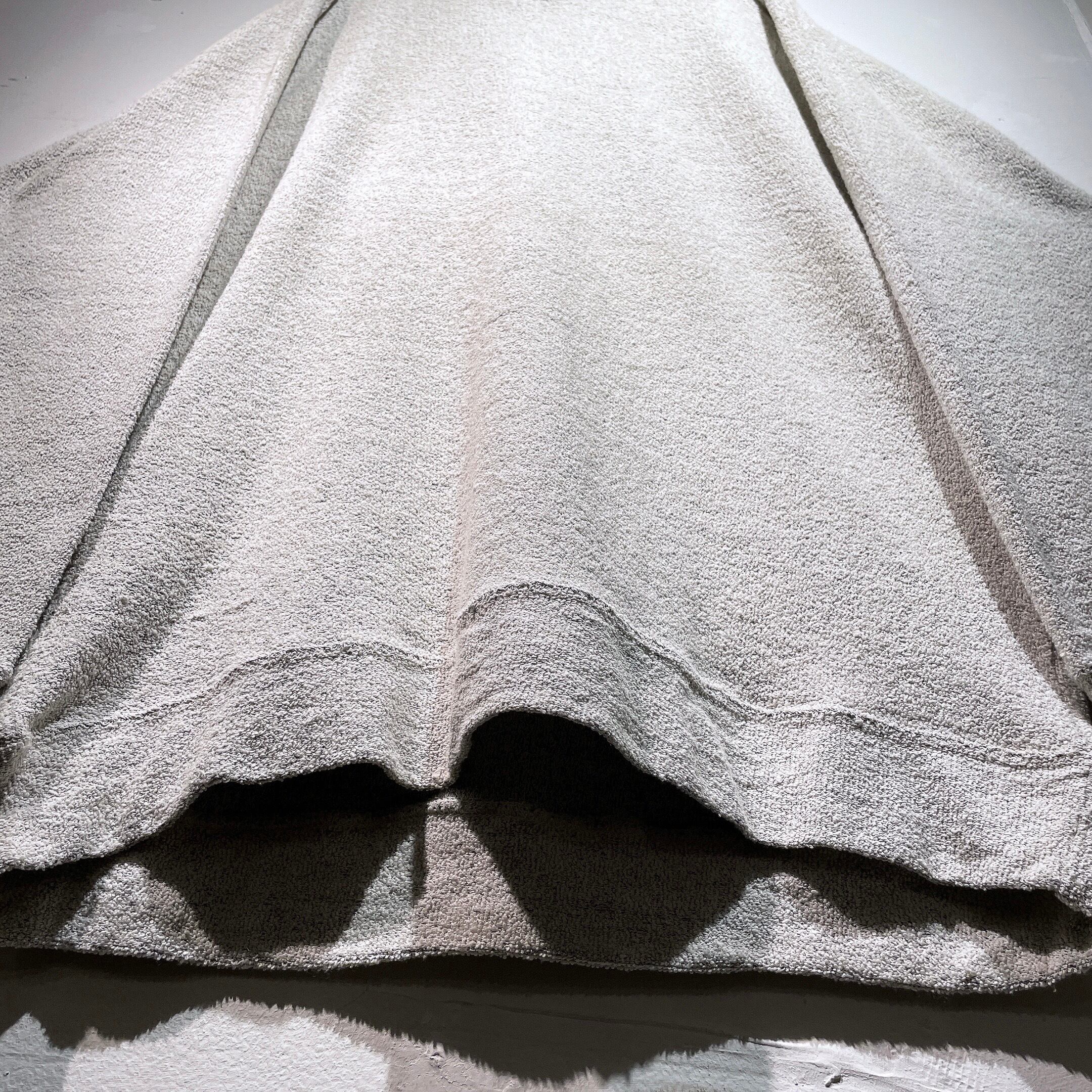 Ecru white color solid nep embroidery cotton knit