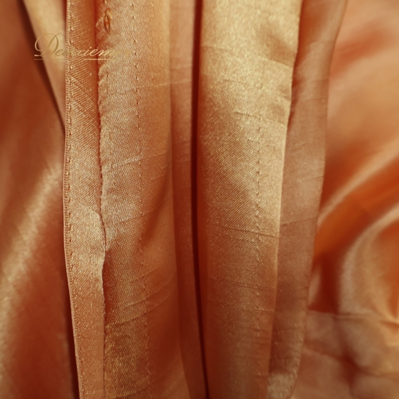 フラダンス 衣装 ワンピース ドレス Makalani オレンジ系 日本製 ワンカラー 五分袖 光沢感 無地 シンプル 高級感 上品 かわいい 鮮やか 華やか 明るい ハワイアン アロハ フラ ダンス レッスン 練習 ドレッシー 軽やか