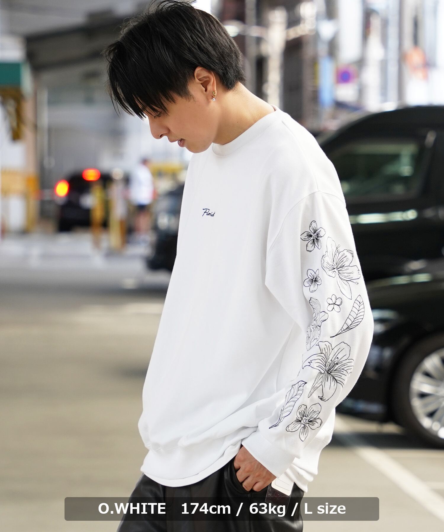 韓国ファッション/スプレーフラワースウェットシャツ