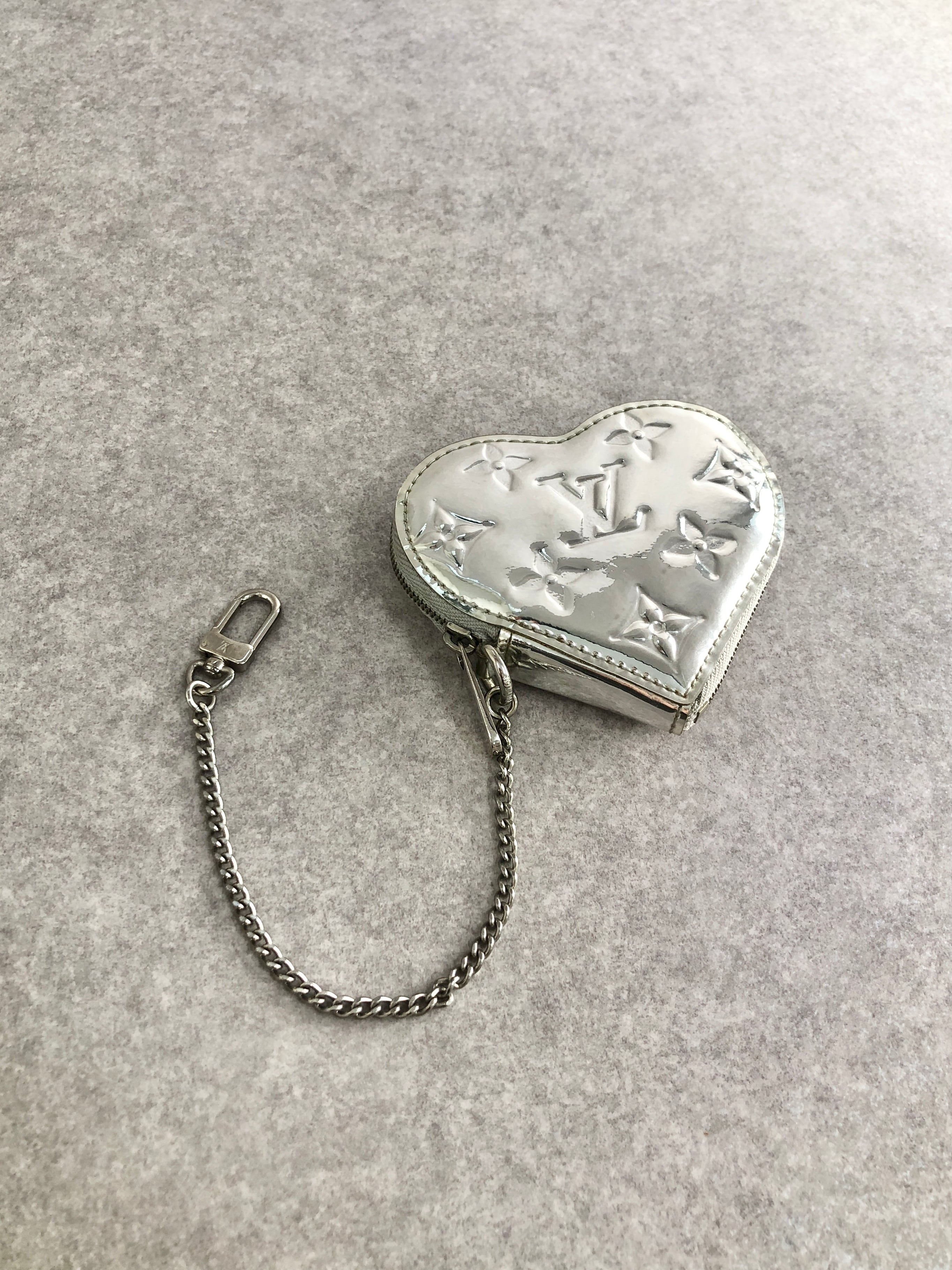 LOUIS VUITTON ルイヴィトン モノグラムミロワール コインケース シルバー ハート M93566 ポルト モネ・クール vintage ヴィンテージ オールド cnid4w