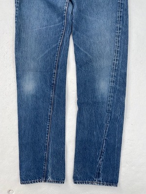 M-101 リーバイス Levis501古着 1982年赤耳 米国製刻524　W 78cm  股下 87cm　　