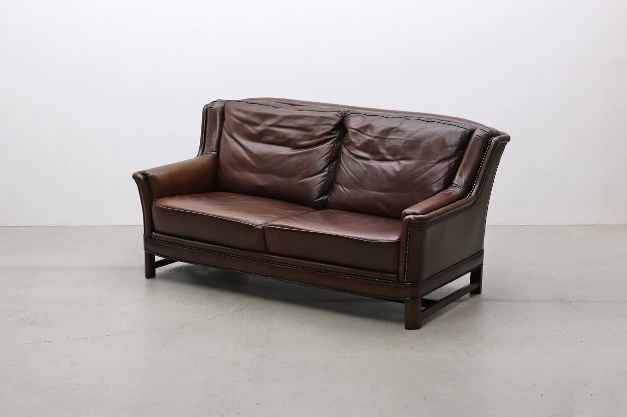 北欧　ビンテージ　チーク製　レザー　本革　シングルソファ イズヤオンライン | 北欧ヴィンテージ 本革 シングルソファ