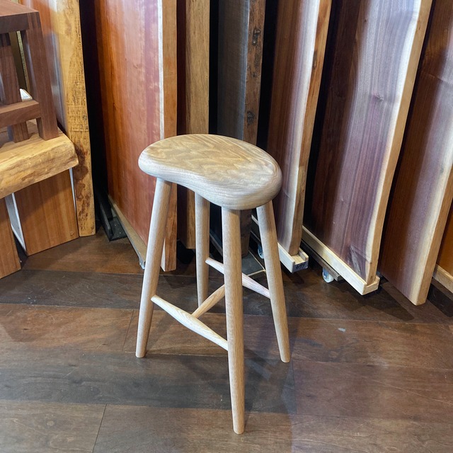 キッチンスツール　クルミ　濃い色味　Kitchen stool - Walnut