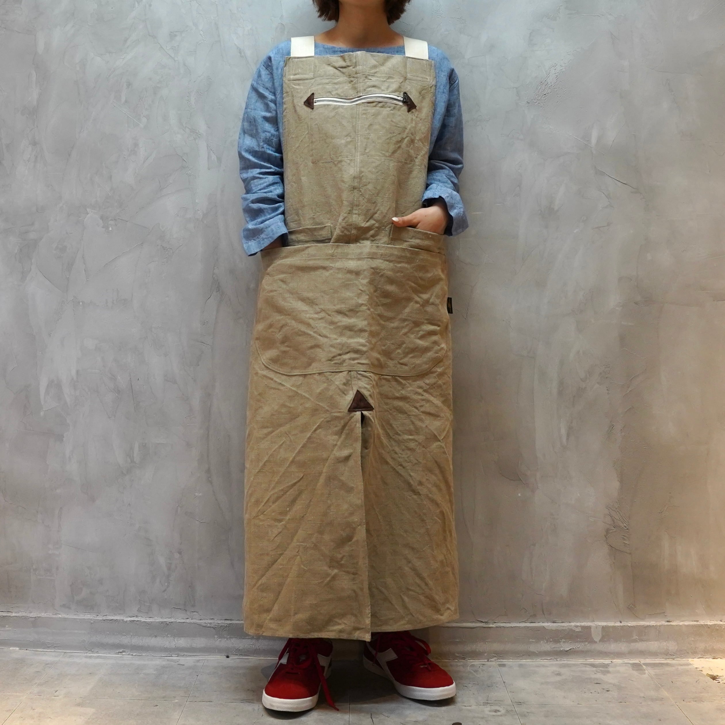 long apron vintage linen | motokitanaka