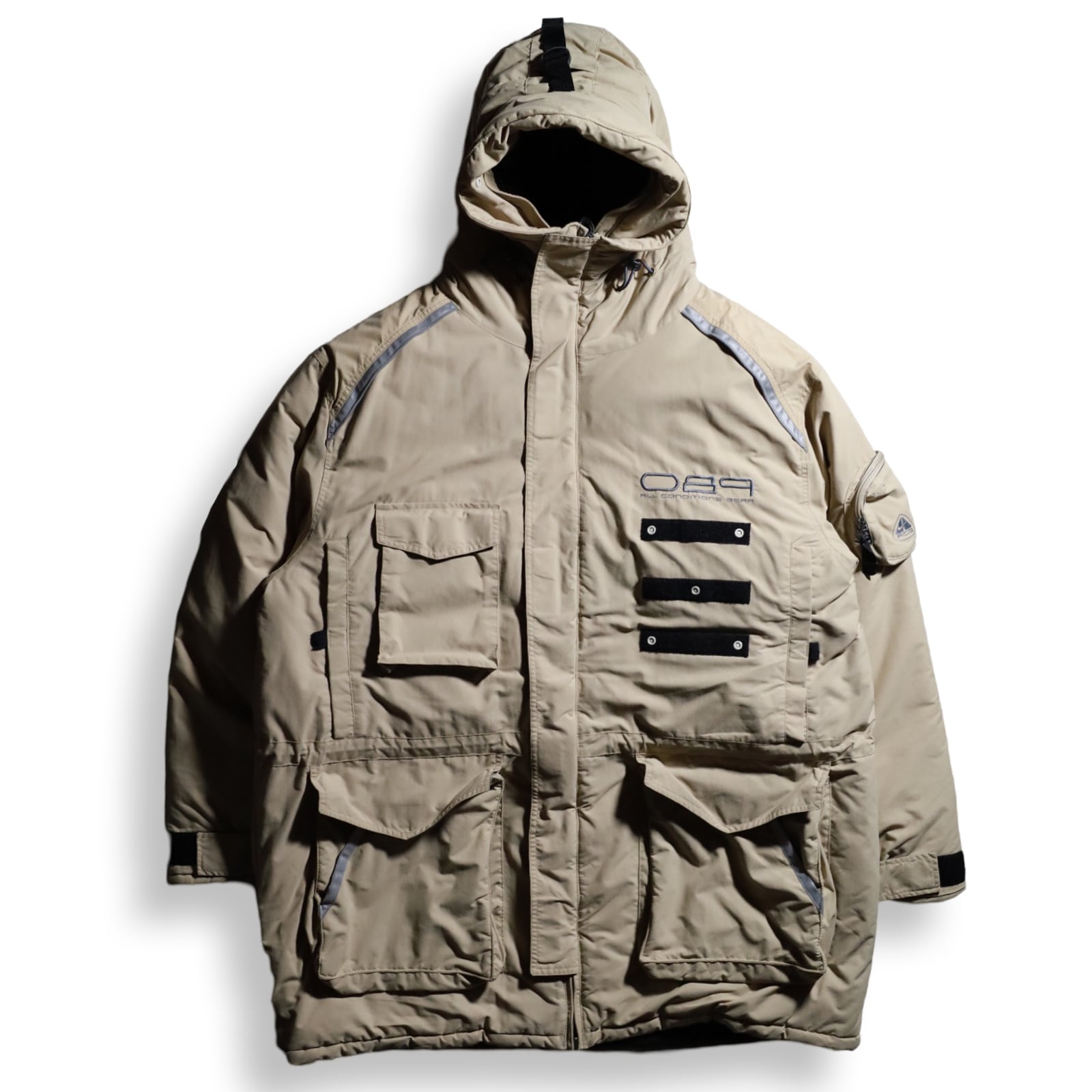 NIKE ACG Multi Pocket Down Jacket | Kiven NIKE ACG Multi Pocket Down Jacket | Kiven