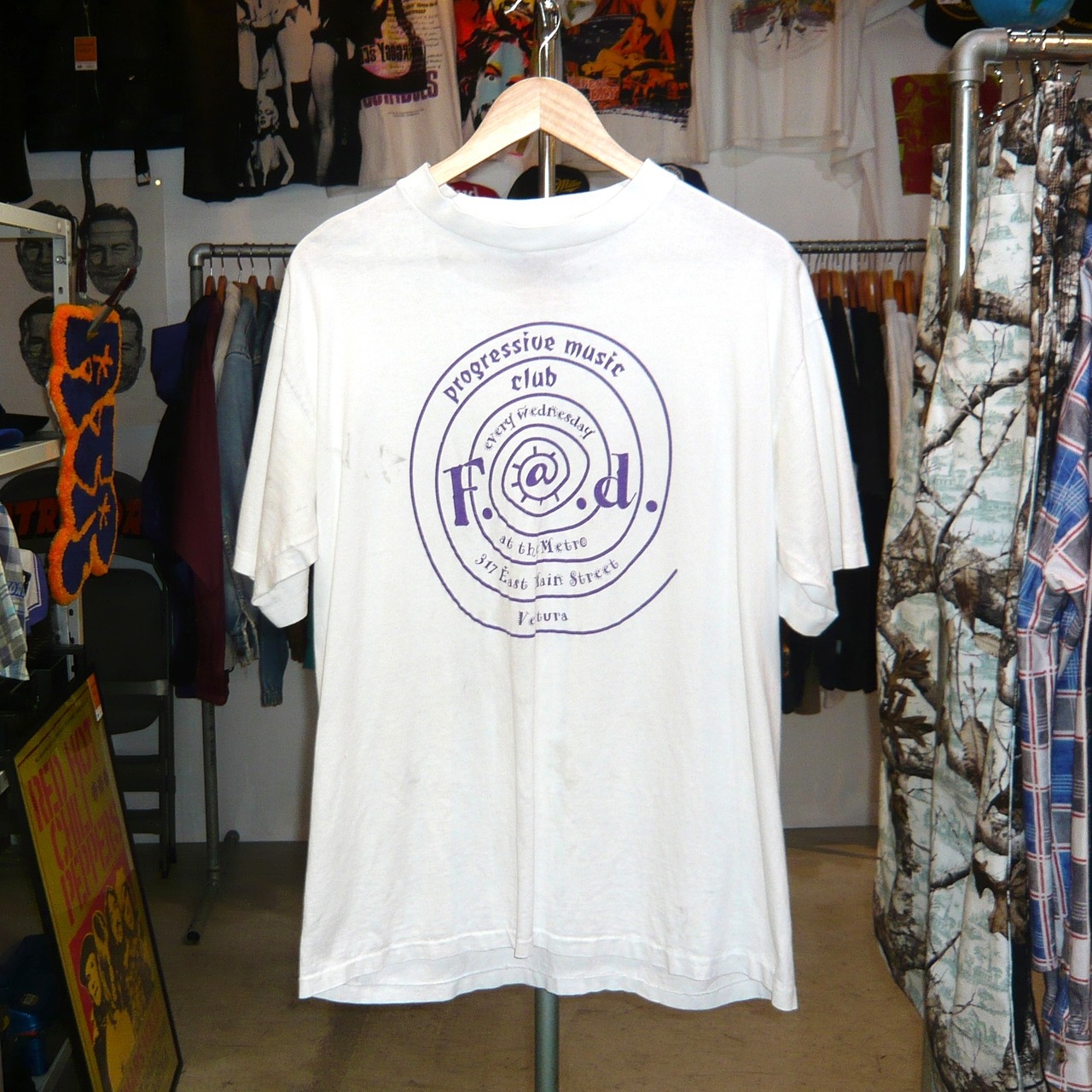 90s Progressive Music club Ventura Tシャツ