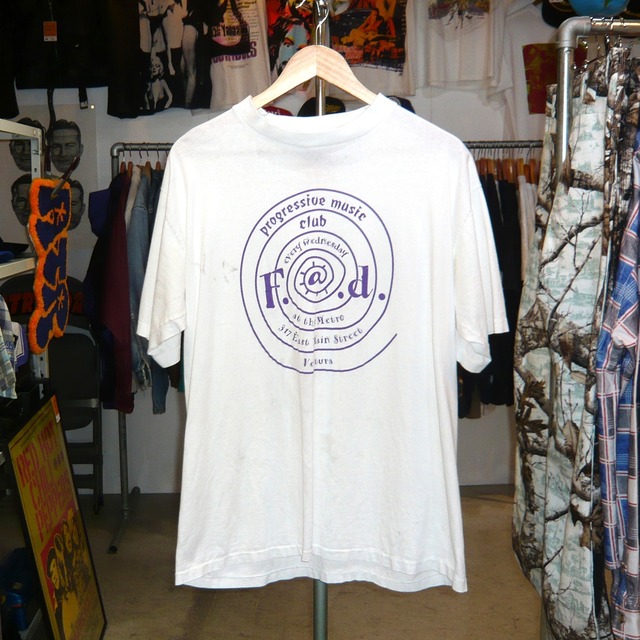 90s Progressive Music club Ventura Tシャツ
