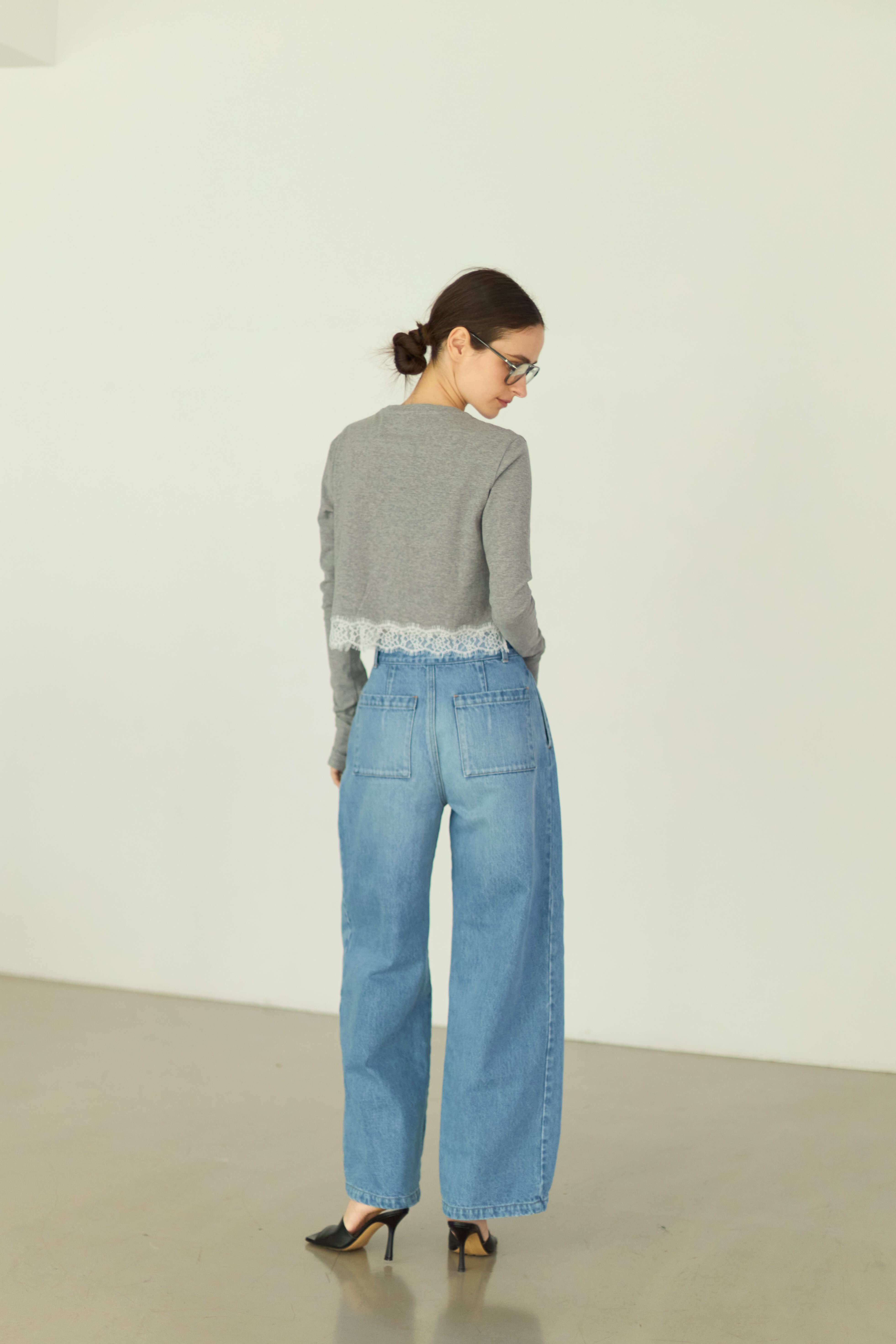 Lace hem long Tee | Bluelea