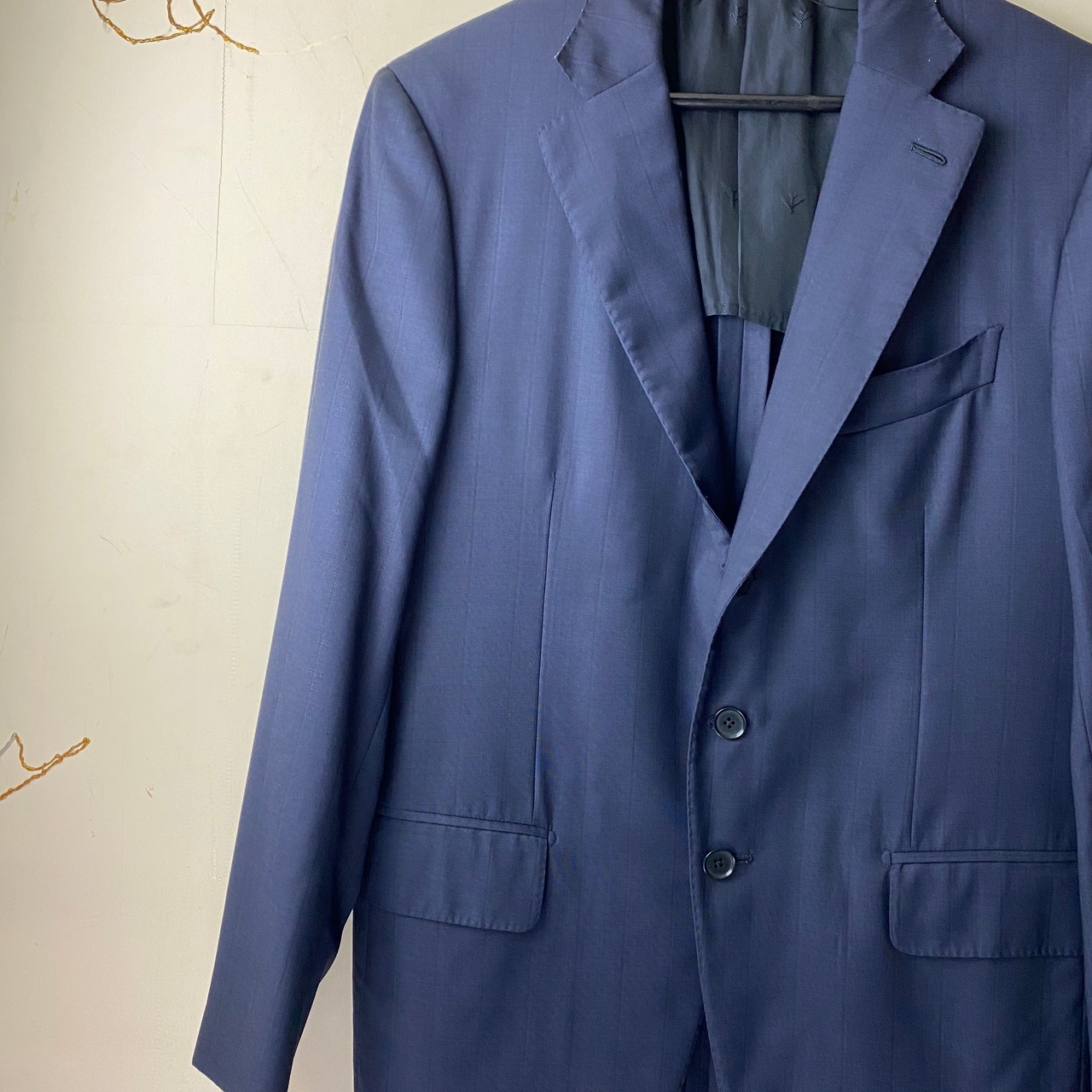 ISAIA navy color set up suits