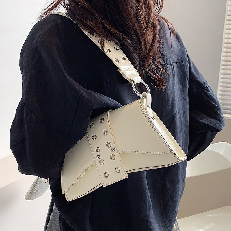レッドサマー 夏物 Tiancai_Wing_Bag34162776935