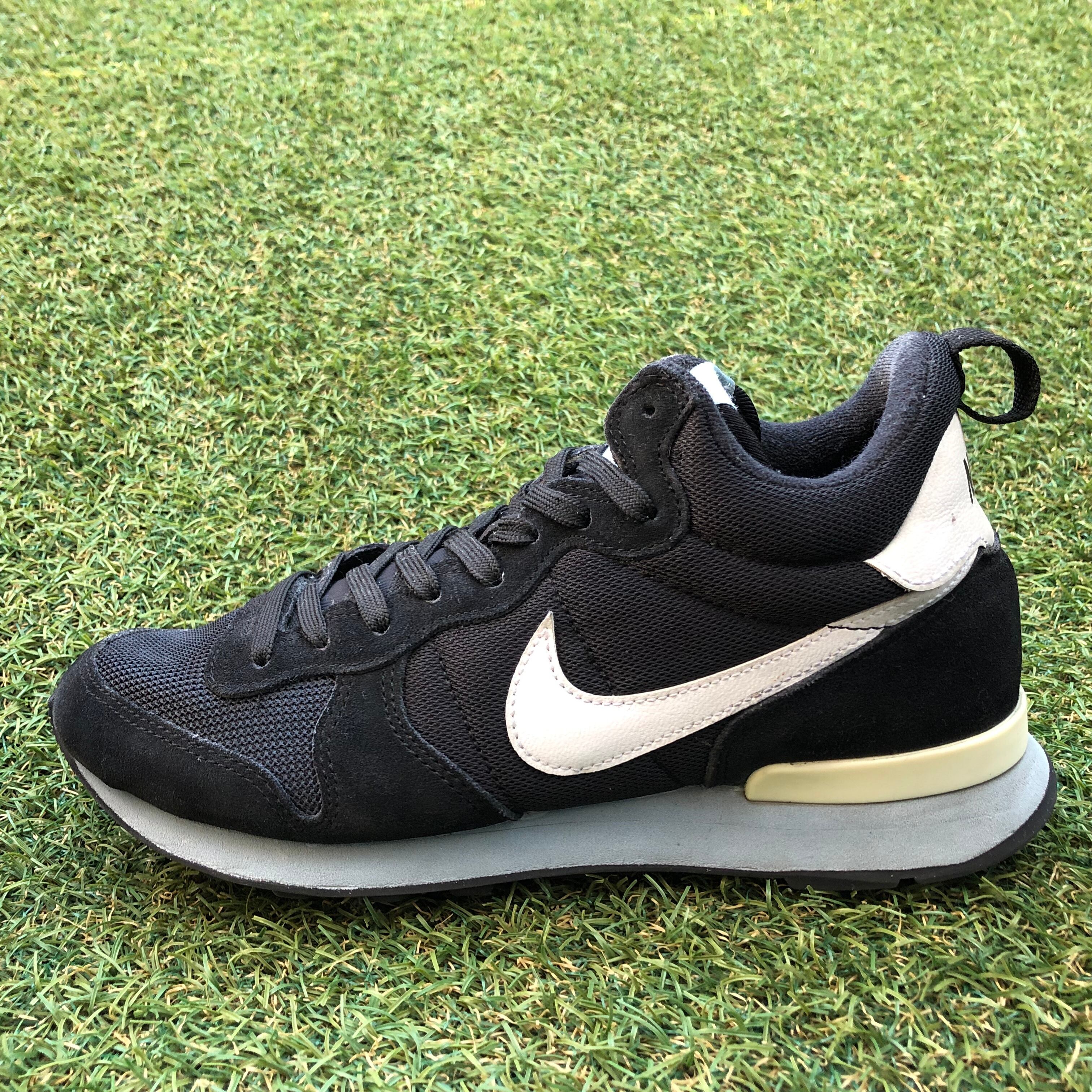 NIKE INTERNATIONALIST MID ナイキ インターナショナリストミッド G933