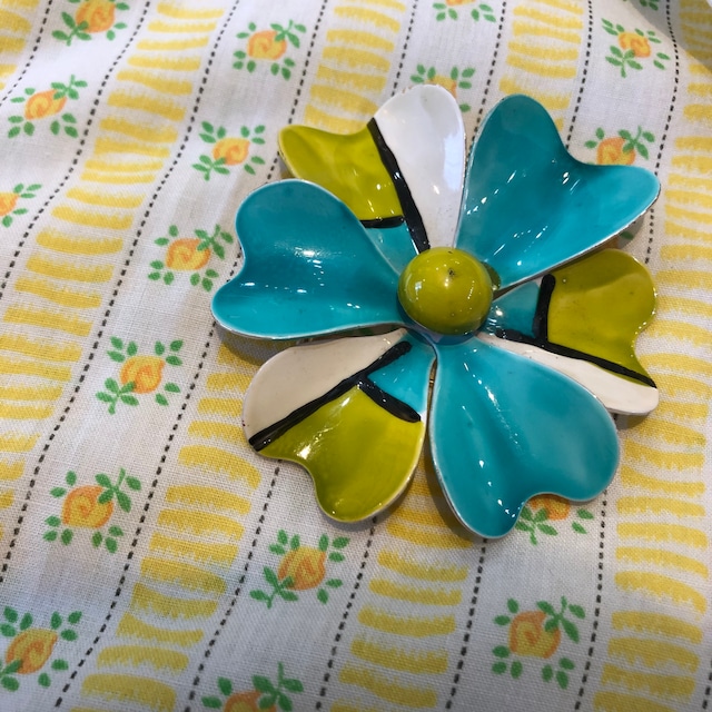 VINTAGE mondorian green broach