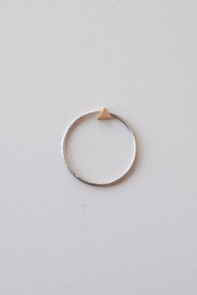 CHERRY BROWN / MIXビーズ さんかくリング