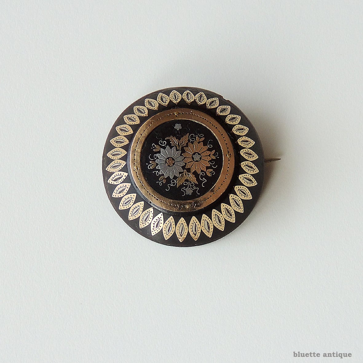 アンティークジュエリー ピクウェ ブローチ 【マーガレット