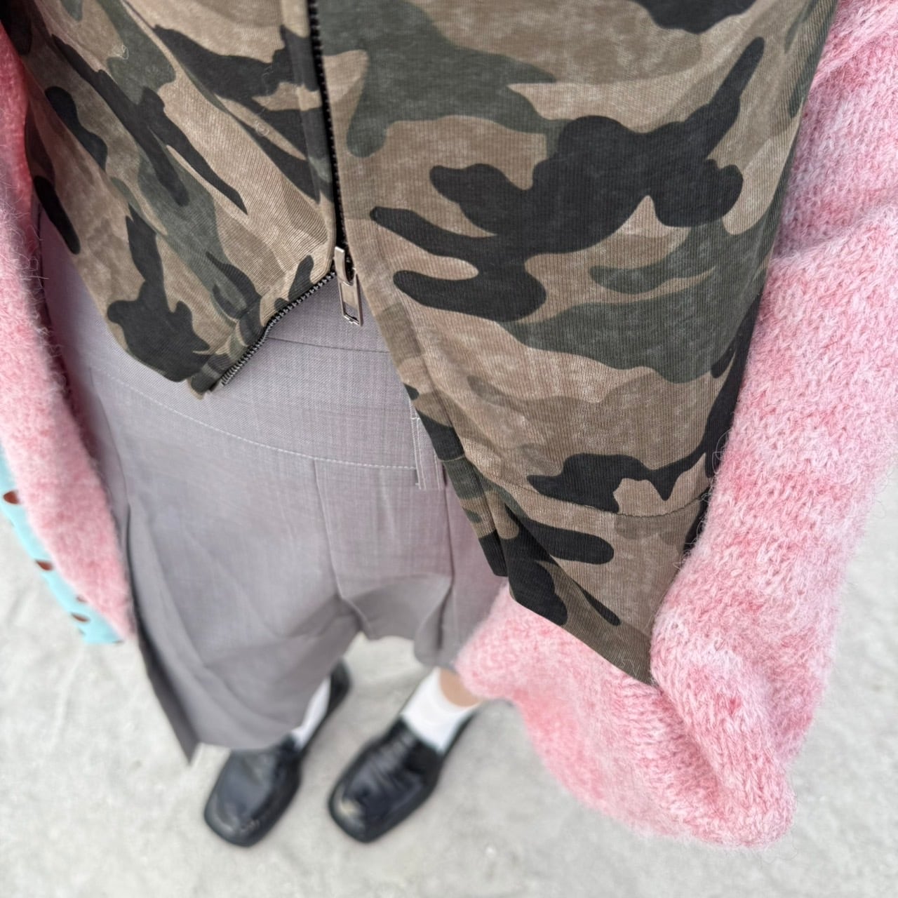 迷彩柄ショート丈ダブルジップパーカー Cropped Camo Double Zip