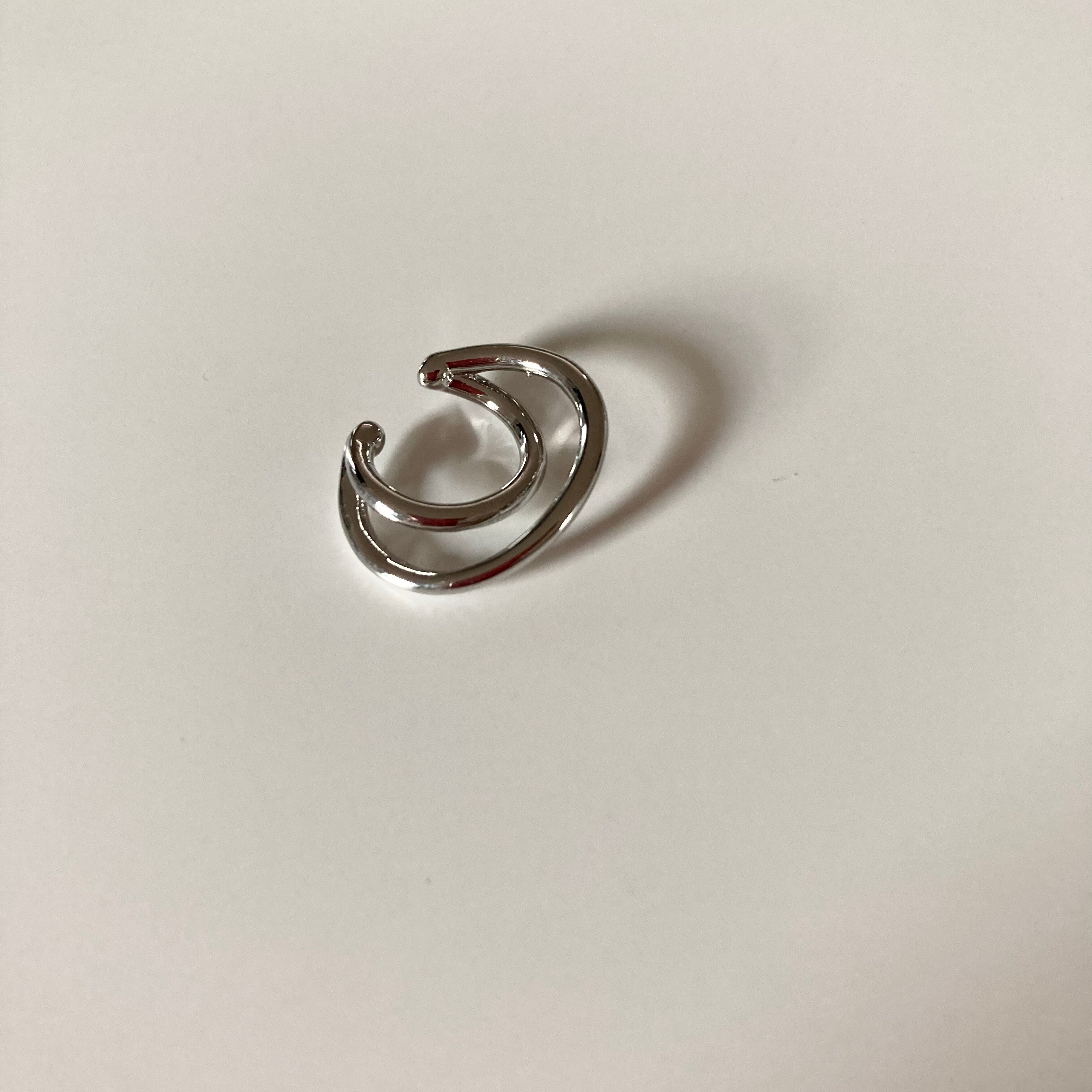 ダブルフープイヤーカフ