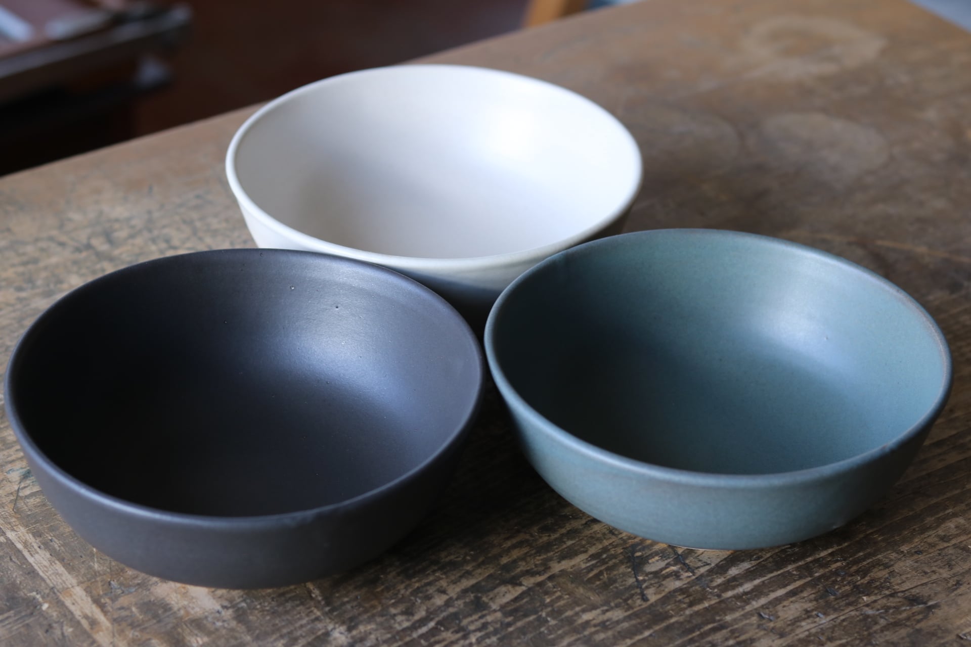 浅丼ぶり ブルーグレー | マルヨウ