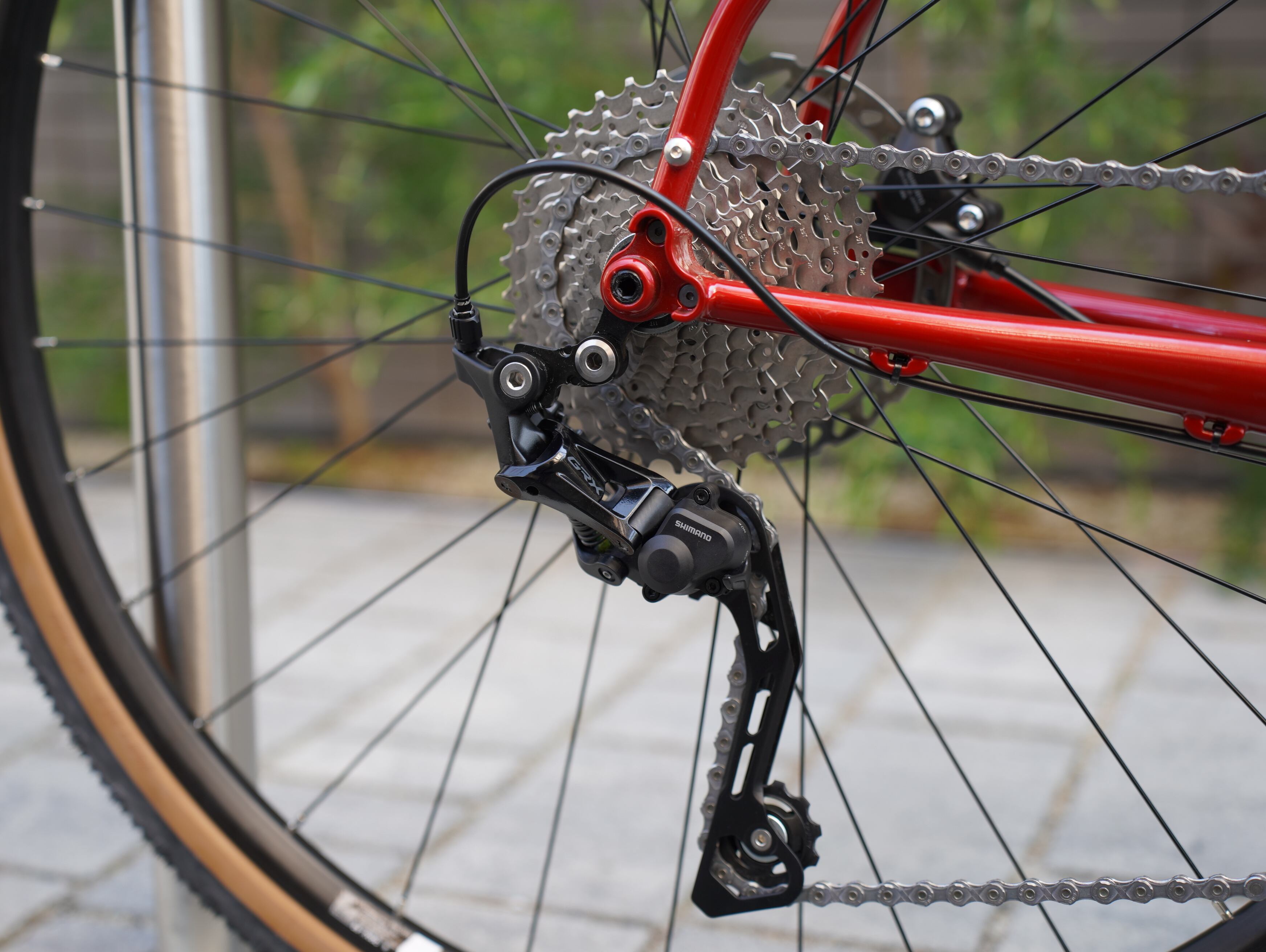 20%OFF!*BOMBTRACK HOOK 完成車 / Mサイズ / グロッシーレッド