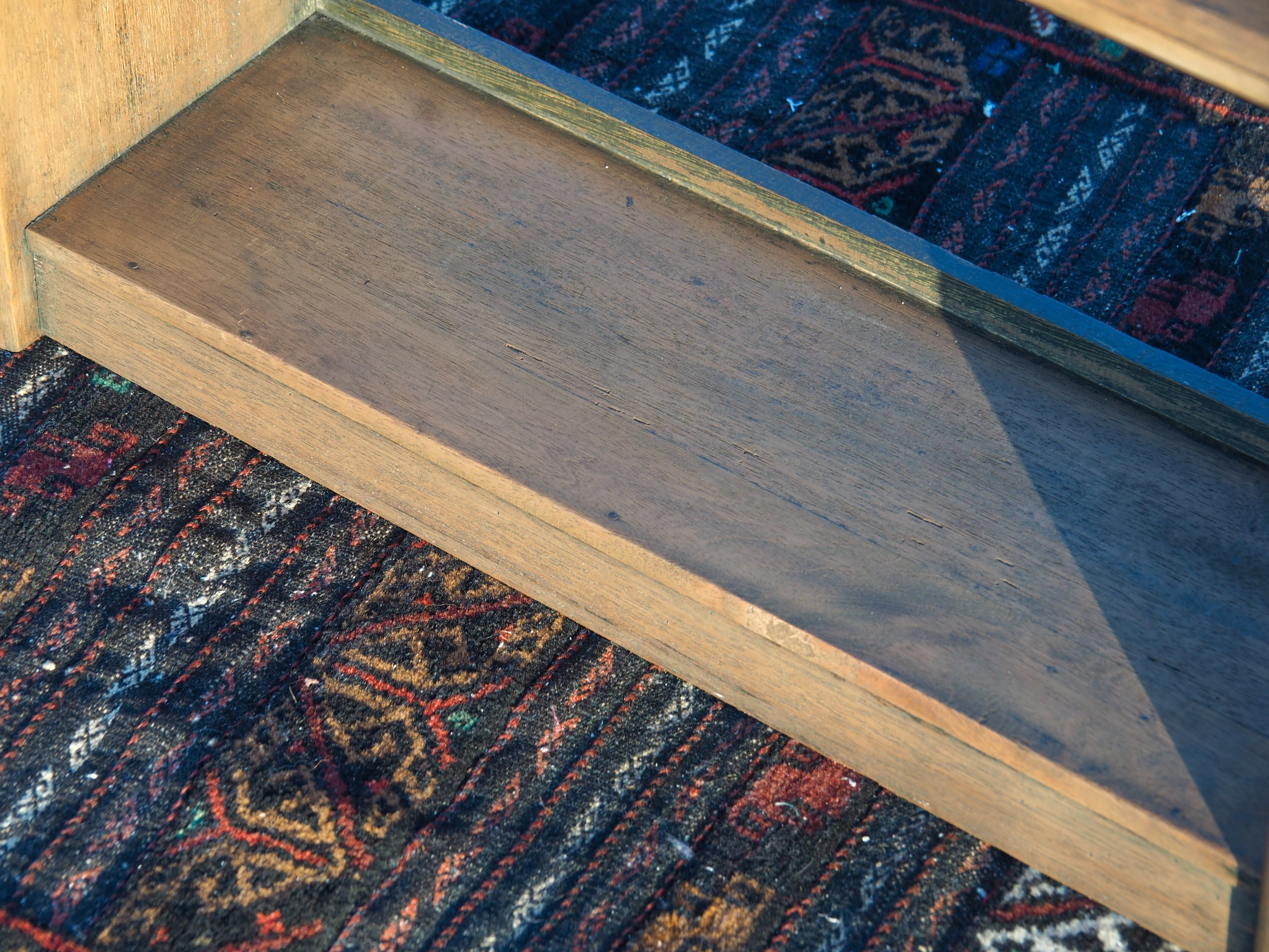 エレメンタリースクールブックシェルフ | halukigenia