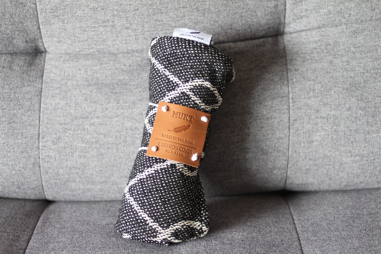 MUKT 　クッションカバー