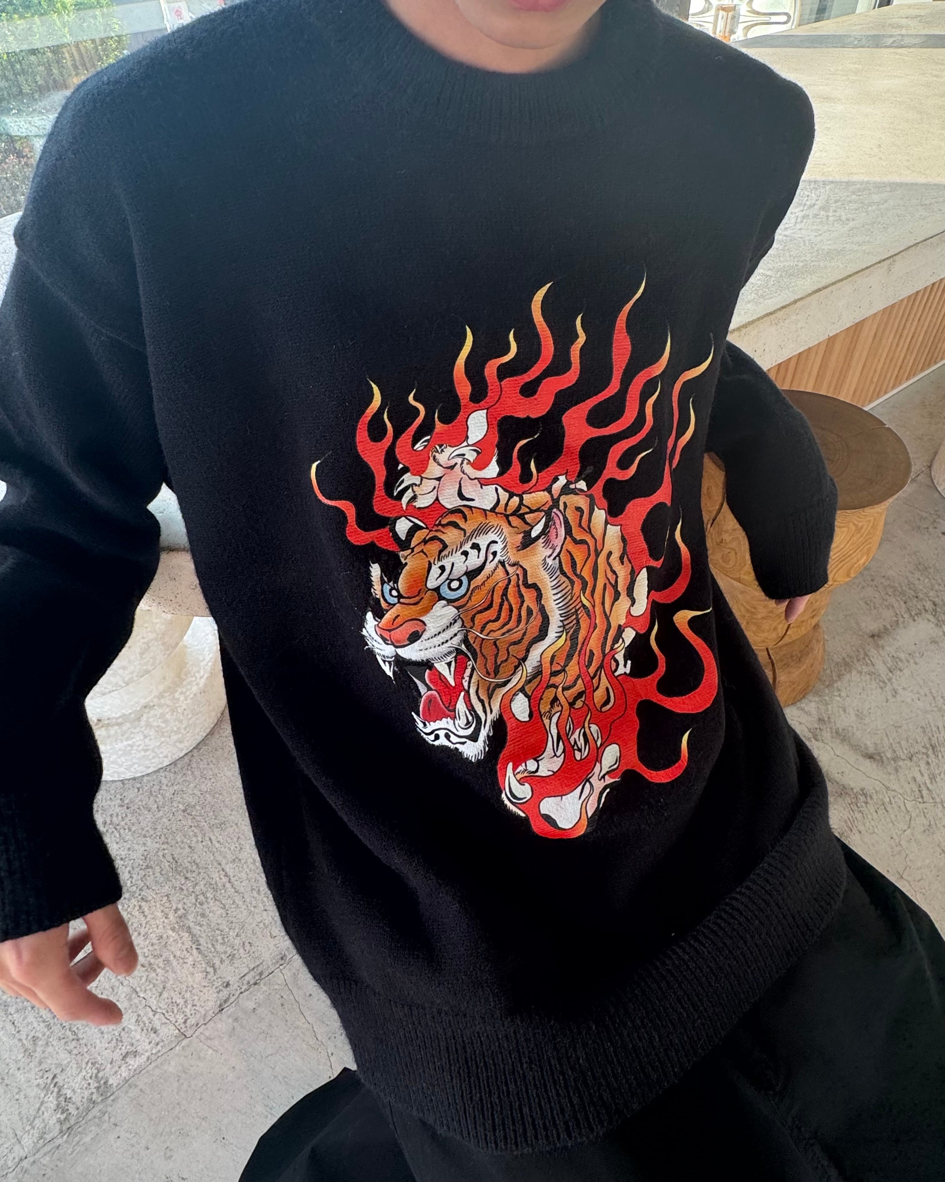Fire Tiger knit/black | チュウカタベタイ