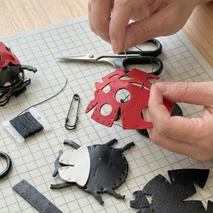 【ブルー】てんとうむし ｜ 革模型キット 004 レザークラフト DIY