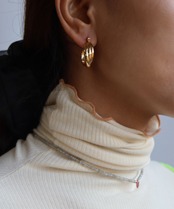 デザインフープピアスゴールド /019096