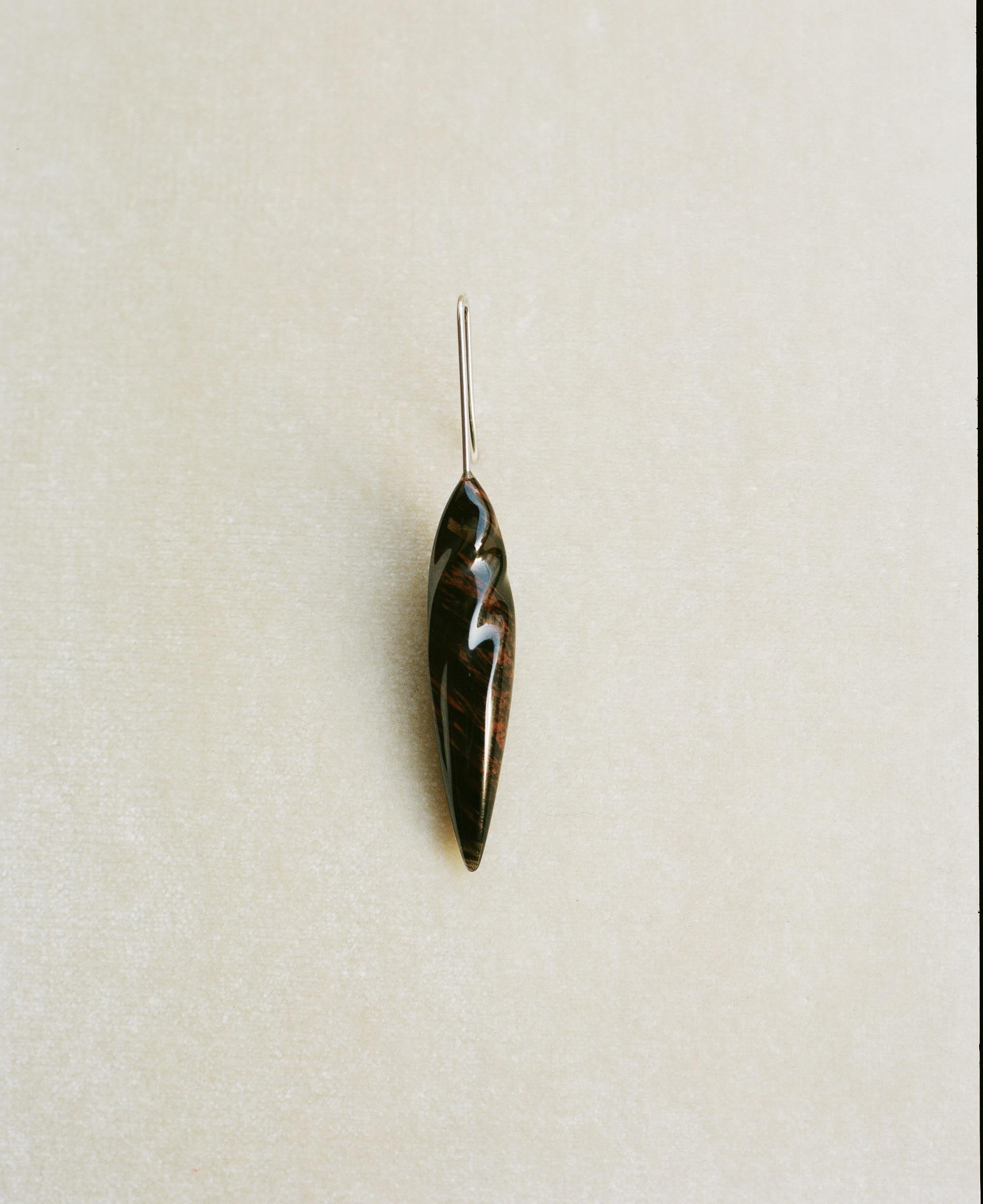 R.ALAGAN / BABY QUIETUDE EARRINGS | LIVING