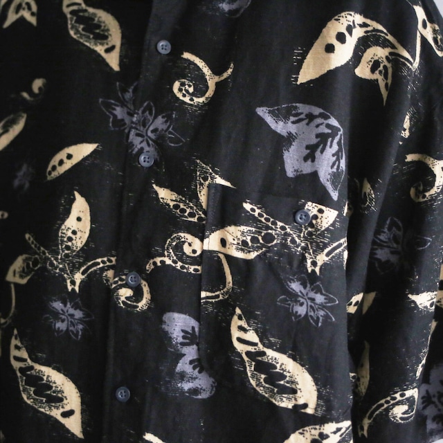 black base flower and reef motif pattern h/s shirt