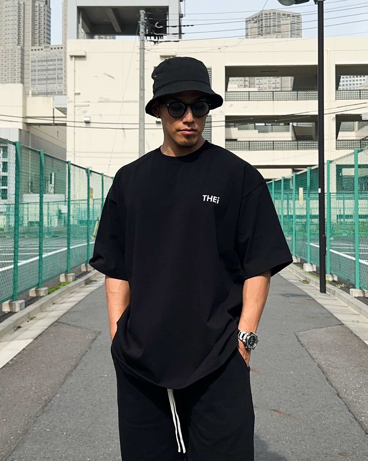 BASIC ONE POINT MAGNUM WEIGHT BIG SILHOUETTE T-SHIRT - BLACK