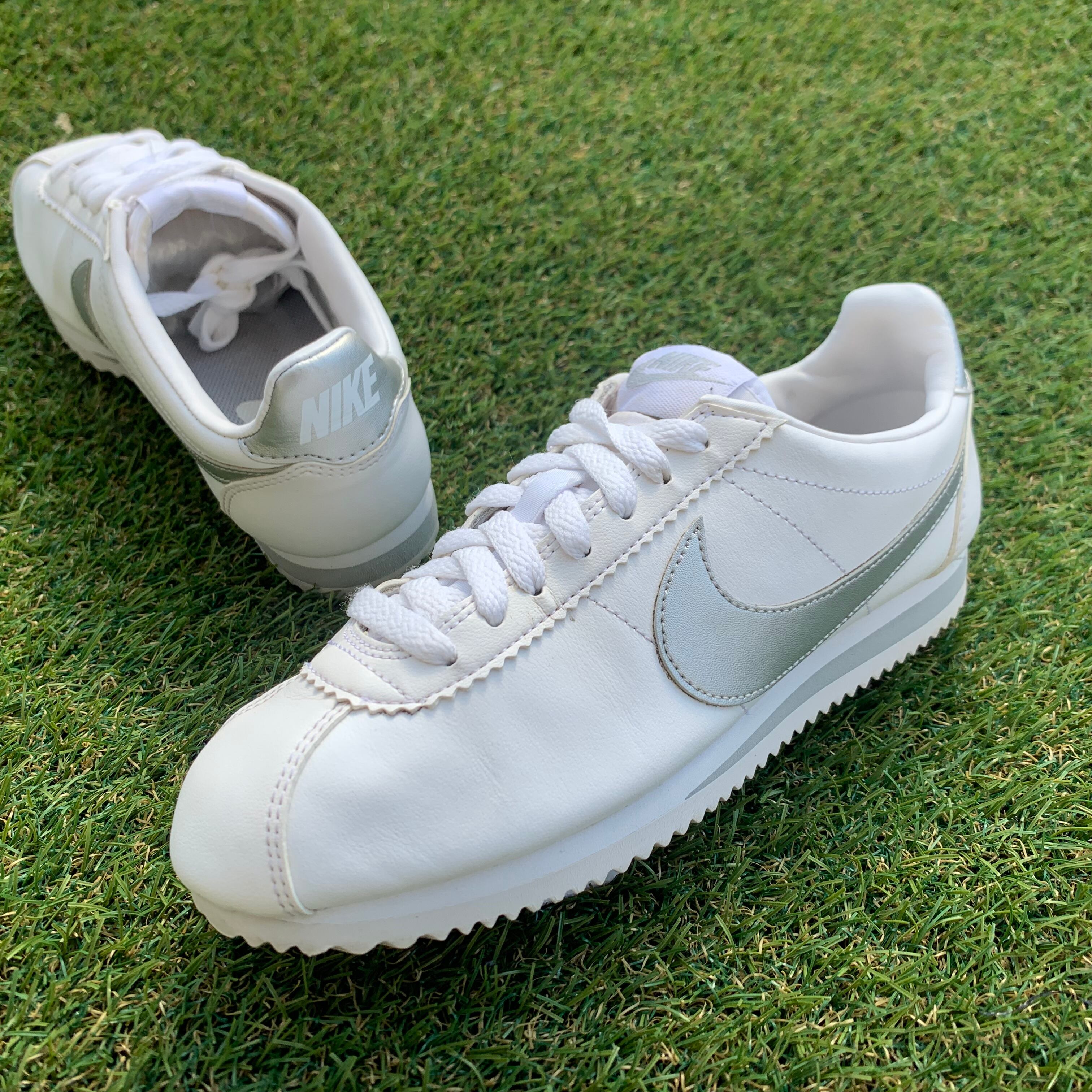 NIKE CLASSIC CORTEZ LEATHER ナイキ クラシックコルテッツ レザー