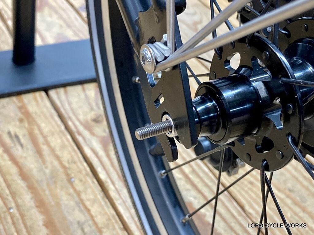 Titanium キックスタンド for BROMPTON P/T Line | LORO ONLINE STORE powered by BASE
