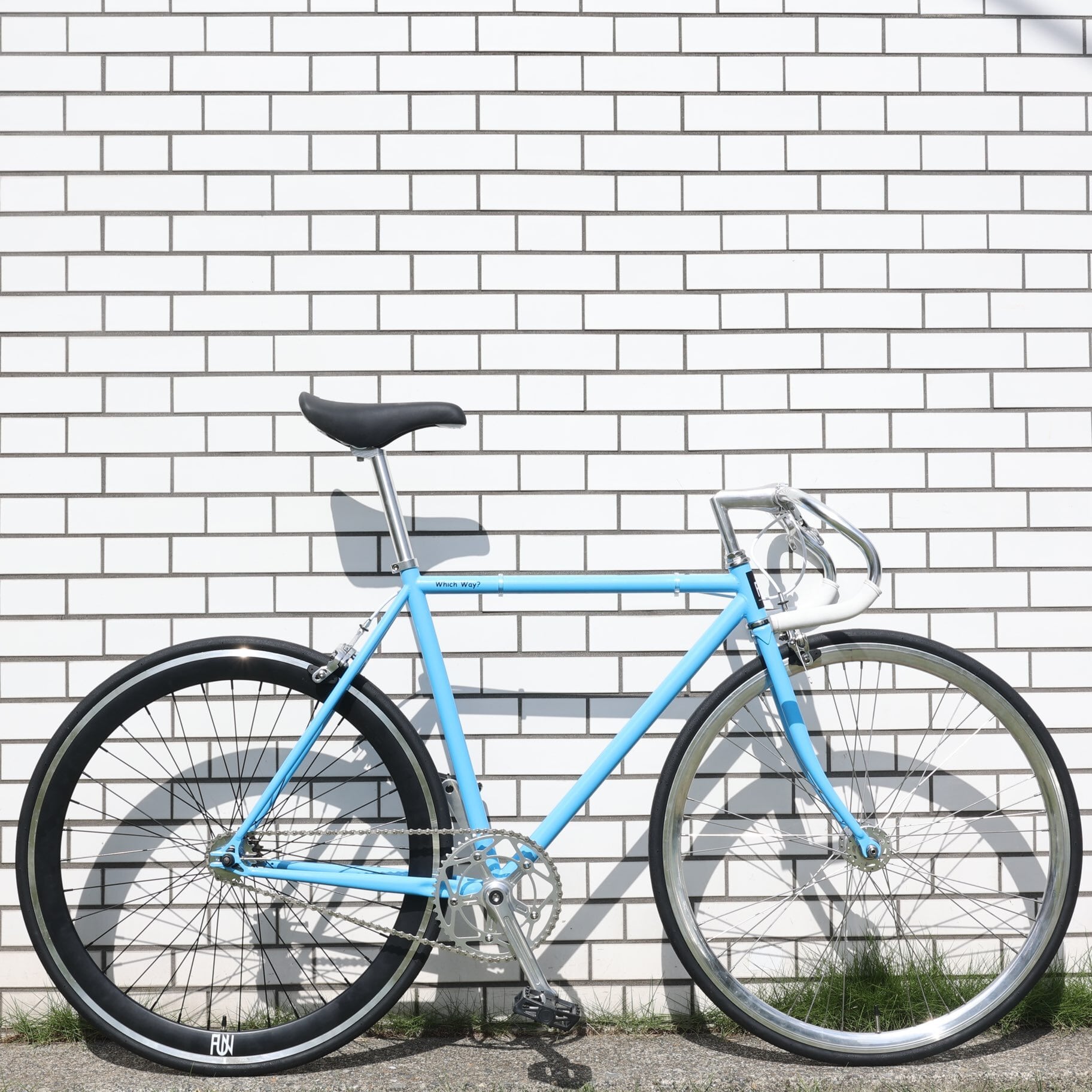 FUN 700C ANGUS FLAT, Flesh blue】ホリゾンタルフレーム スレッド 